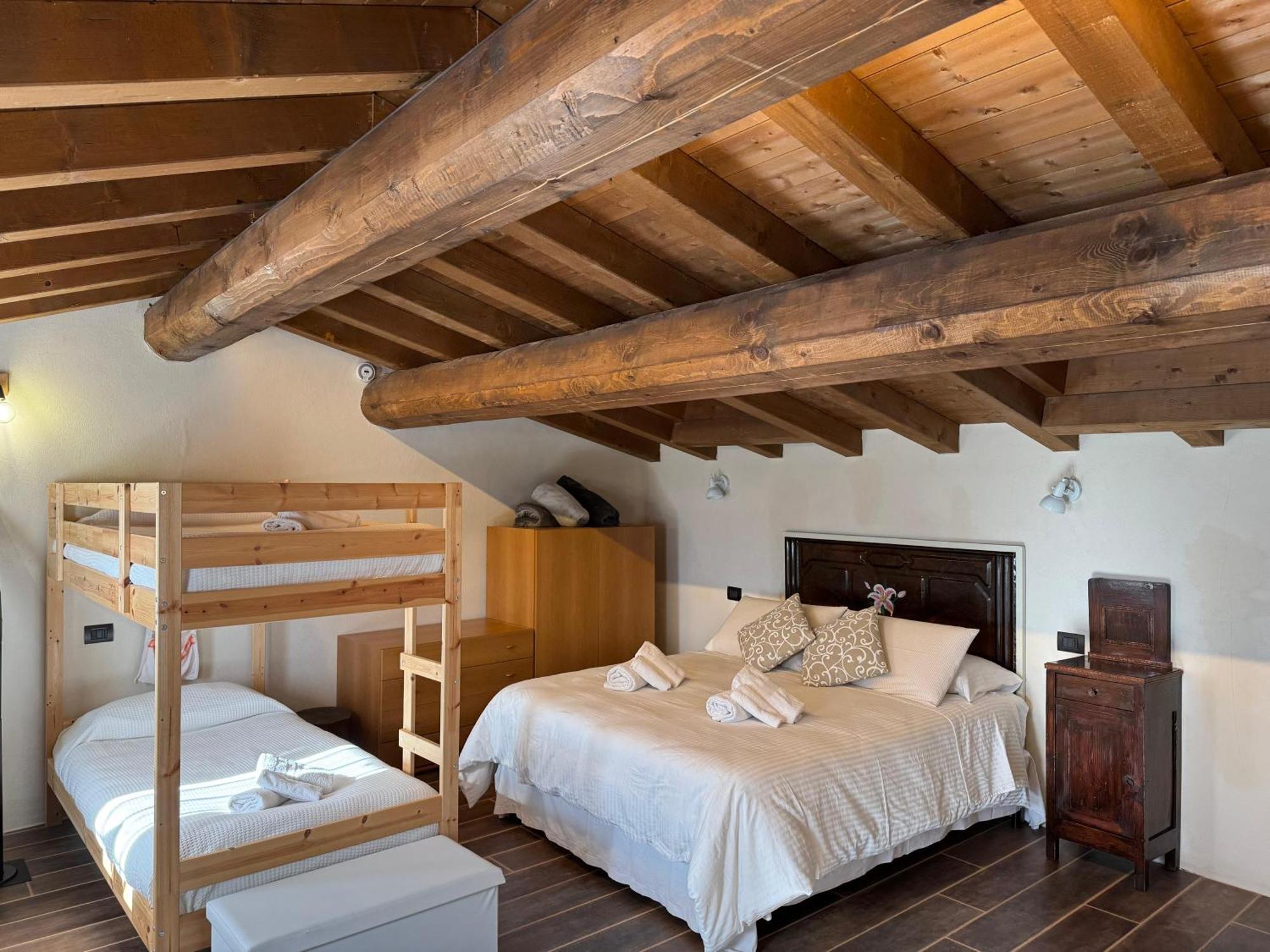 Casa Del Giglio A Cadelmonte Villa Valle  ภายนอก รูปภาพ