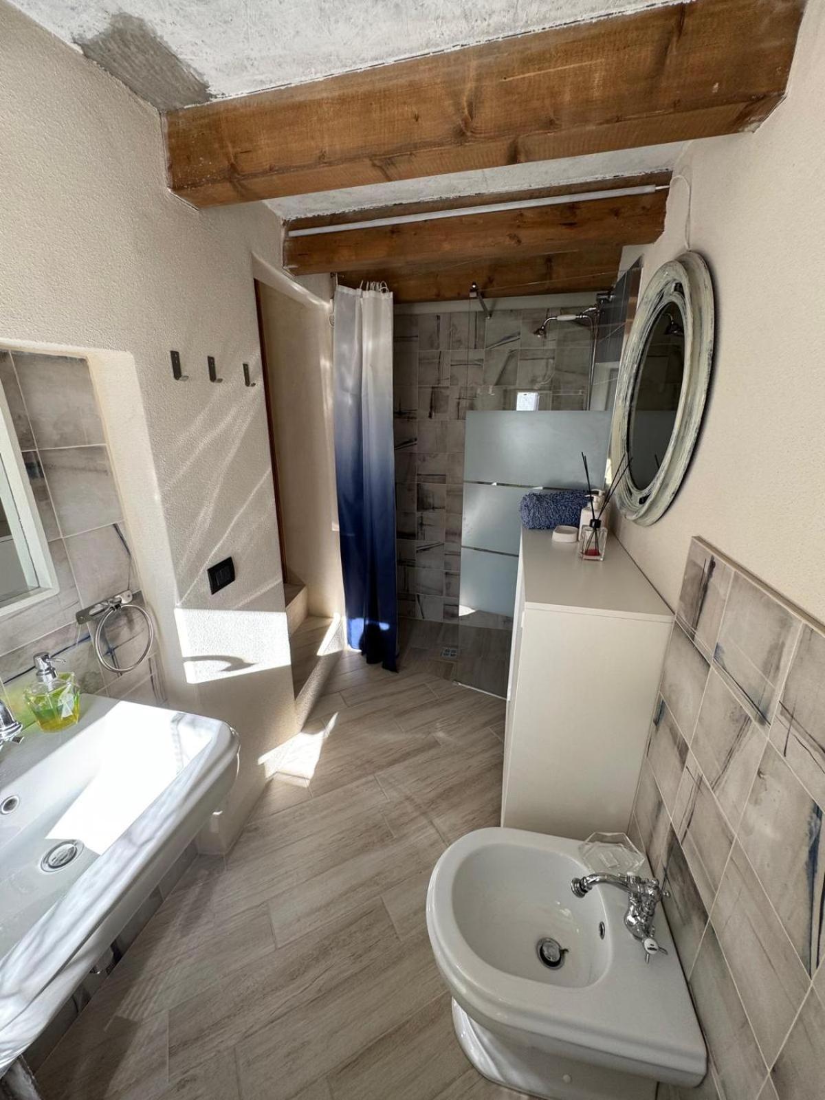 Casa Del Giglio A Cadelmonte Villa Valle  ภายนอก รูปภาพ